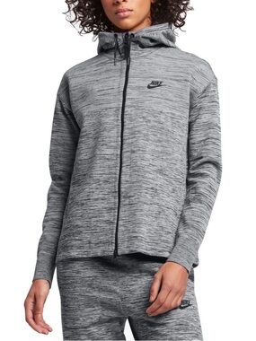 Nike Flyknit Gray Heather Swing-Style Zip-Up Hoodie